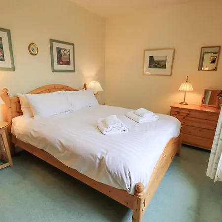 Nyaraló Holme Ground *